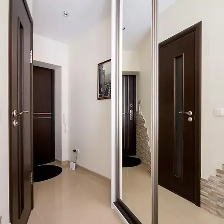 Victory Scuare Apartmens Daire